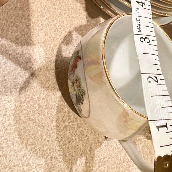 RARE Vintage China. Beautiful shimmering opal iridescent 9 cups and 9 saucers, - Picture 3 of 8